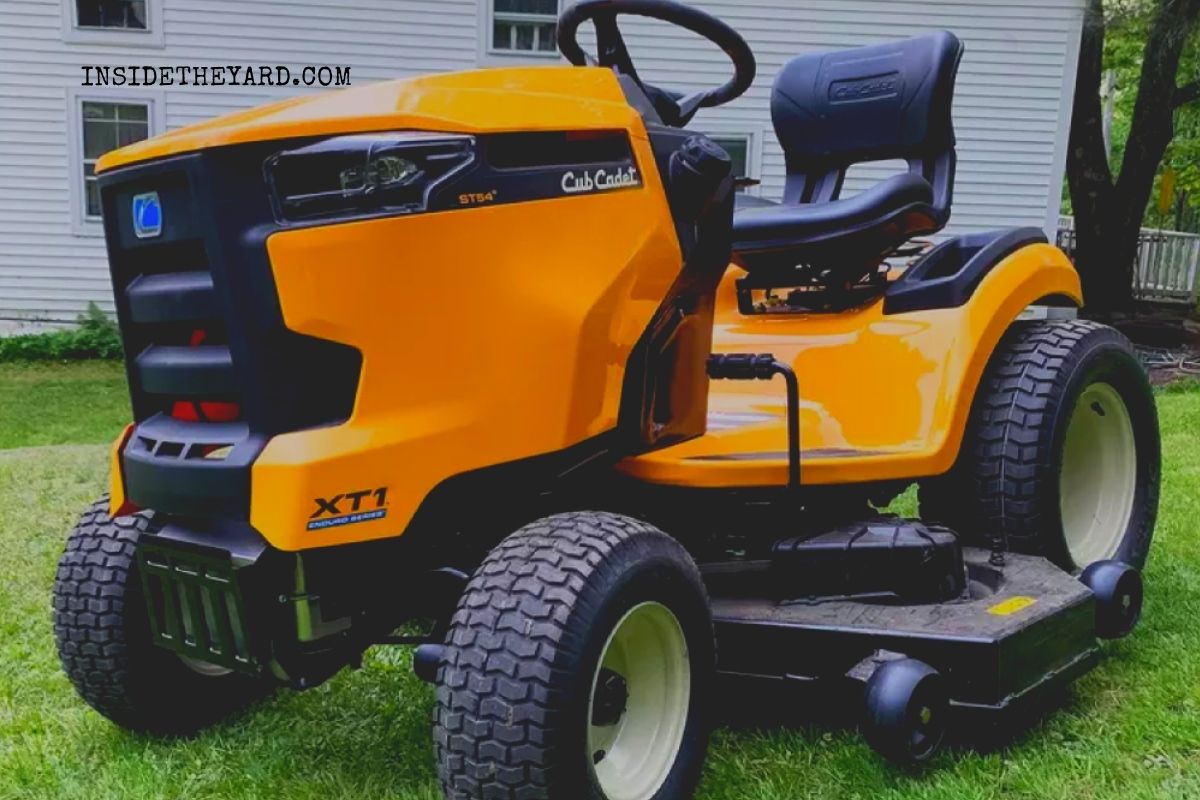 Cub cadet online xt1 oil