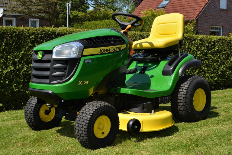 15 Reasons a John Deere Lawn Mower Won’t Start (Lawn Tractor & Zero Turn)