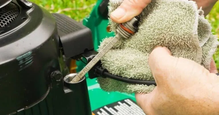 Too Much Oil in Lawn Mower (Symptoms & How to Fix)